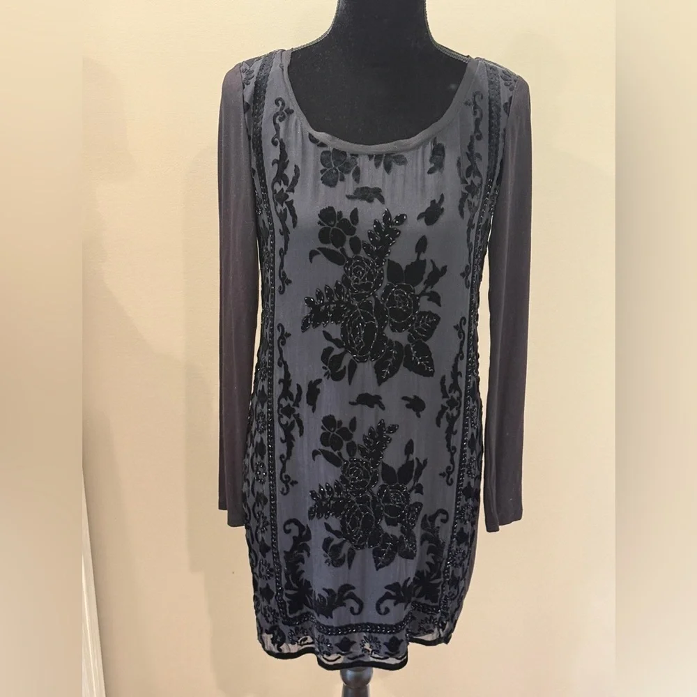 Women’s HALE BOB Black beaded long sleeve floral dress- Size small - Picture 2 of 8